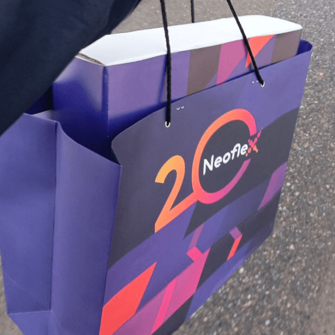 Бумажный пакет фото